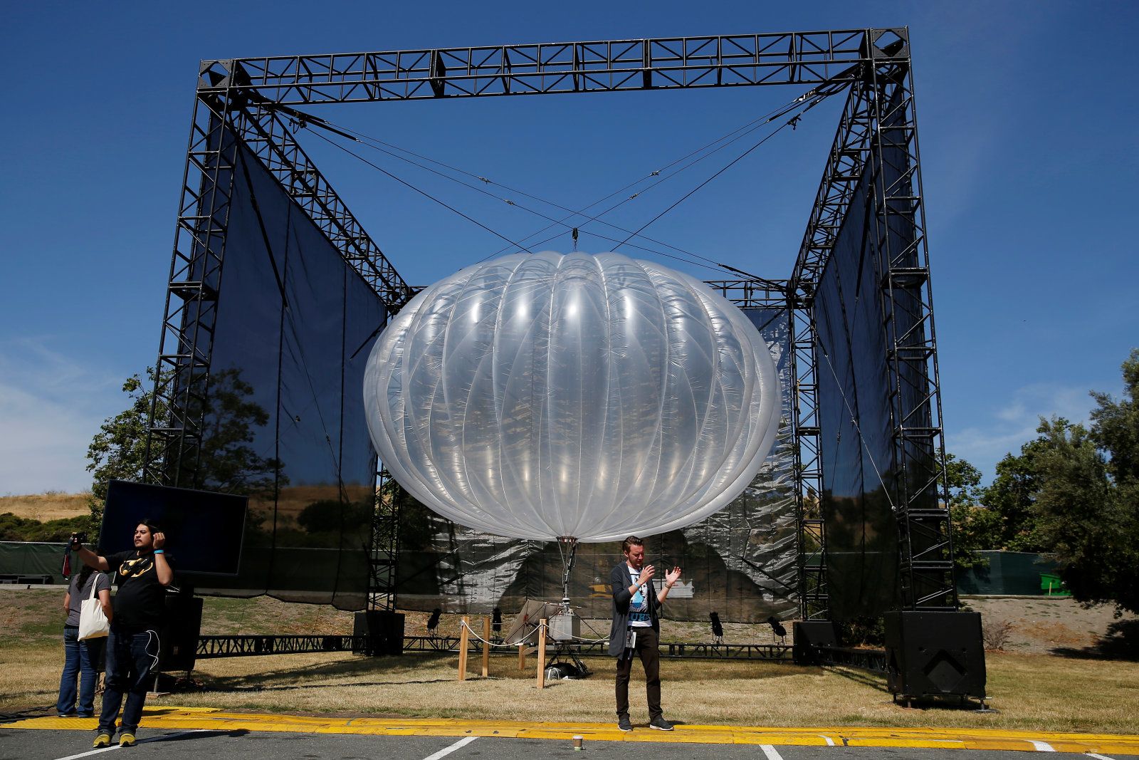 "Интернет-балоните" на Google