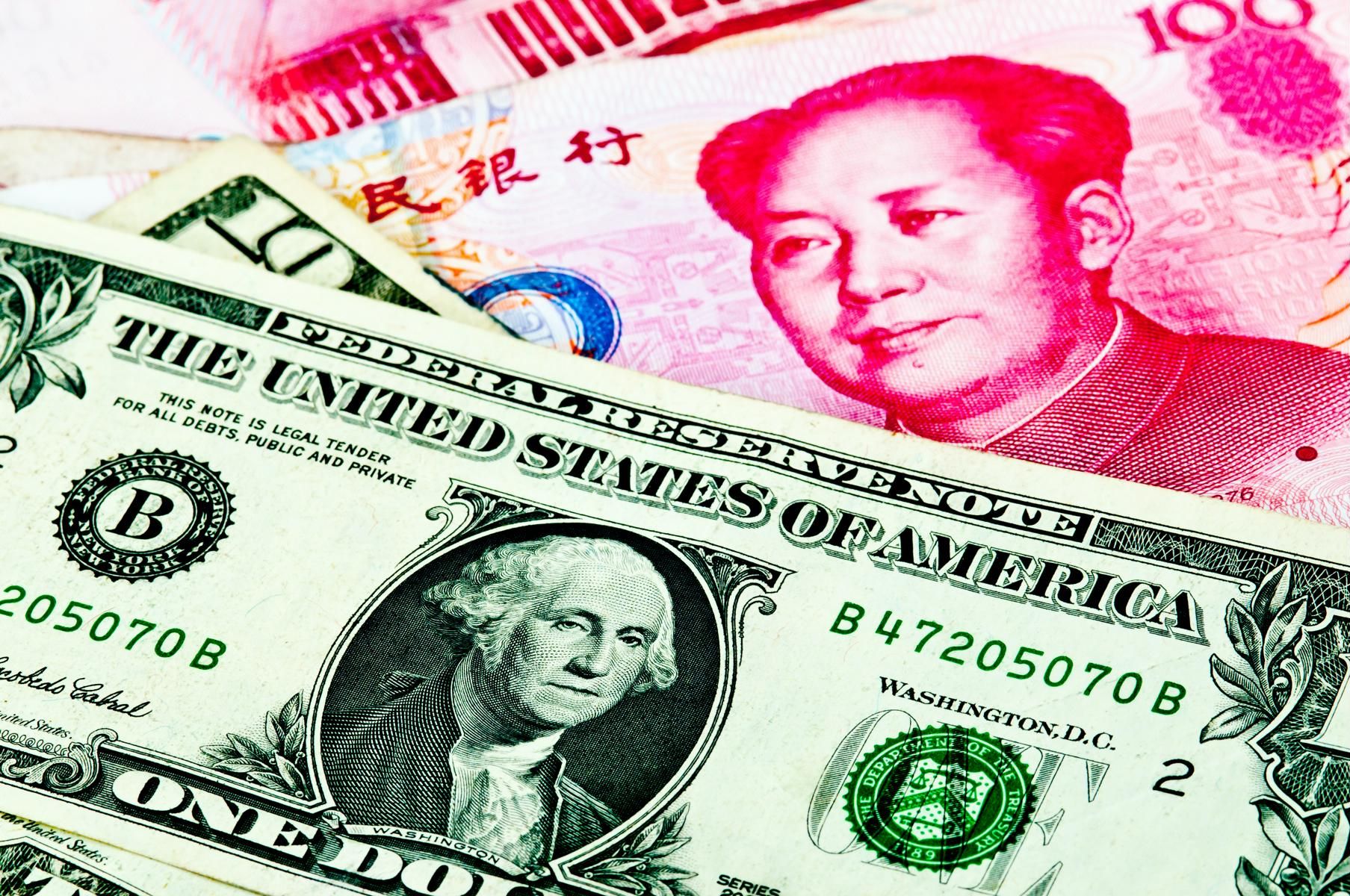 Китай пусна печатницата за пари