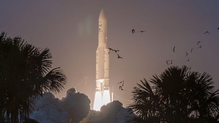 Ракетата "Ариана 5" осъществи един от последните си полети
