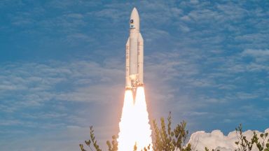 "Безкрайно отлагане" за последния полет на европейската ракета "Ариана V"