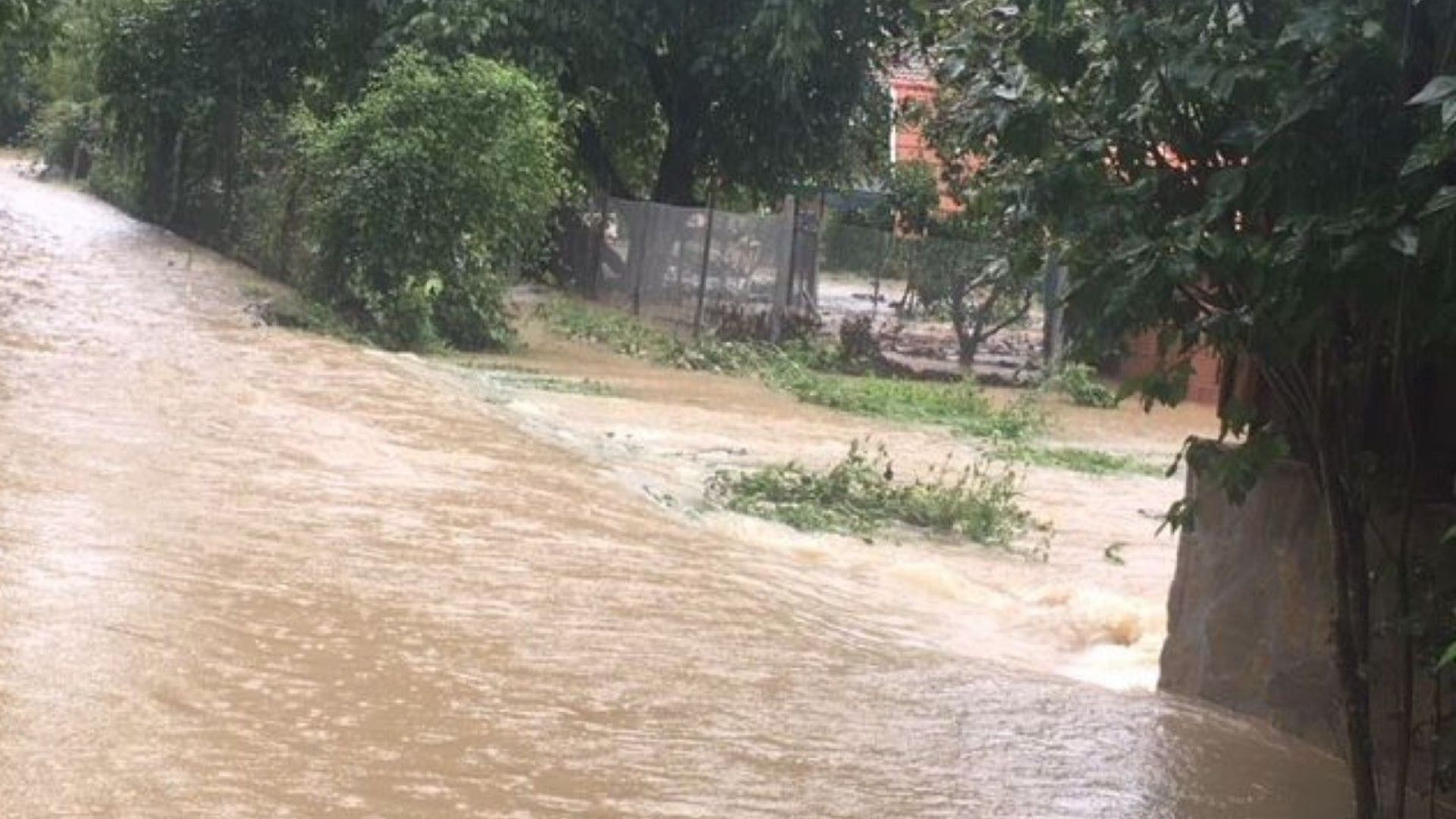 Прокуратурата: Няма втора жертва на потопа в Тетевенско