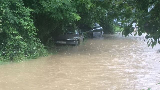 В Тетевенско също беобявено бедствено положение заради наводнения от проливните дъждове