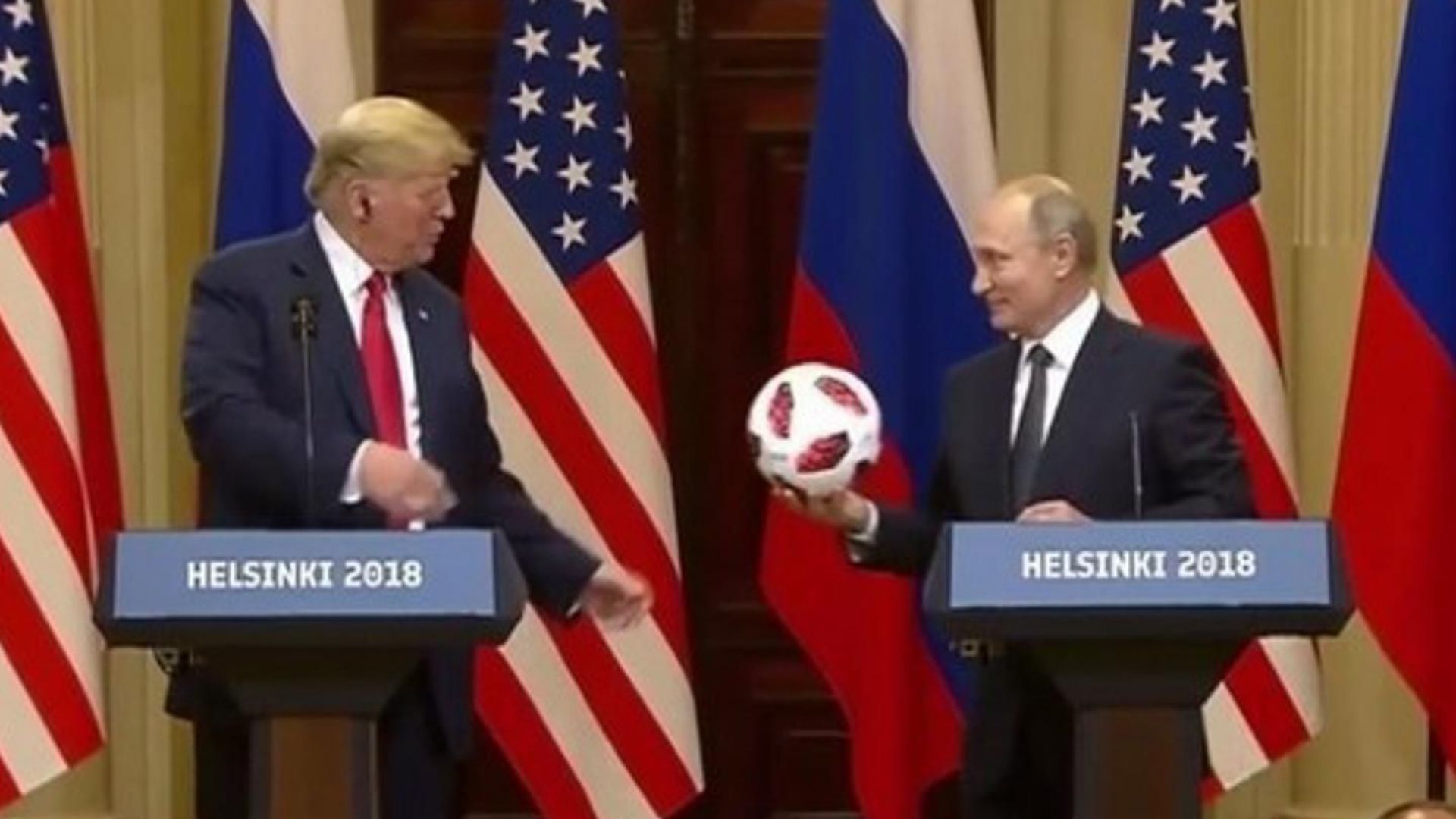 САЩ и Русия сменят модела на взаимоотношения пише днес в