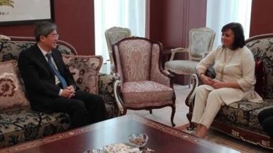 Нинова се срещна с китайския посланик, ще води делегация от БСП в родината му