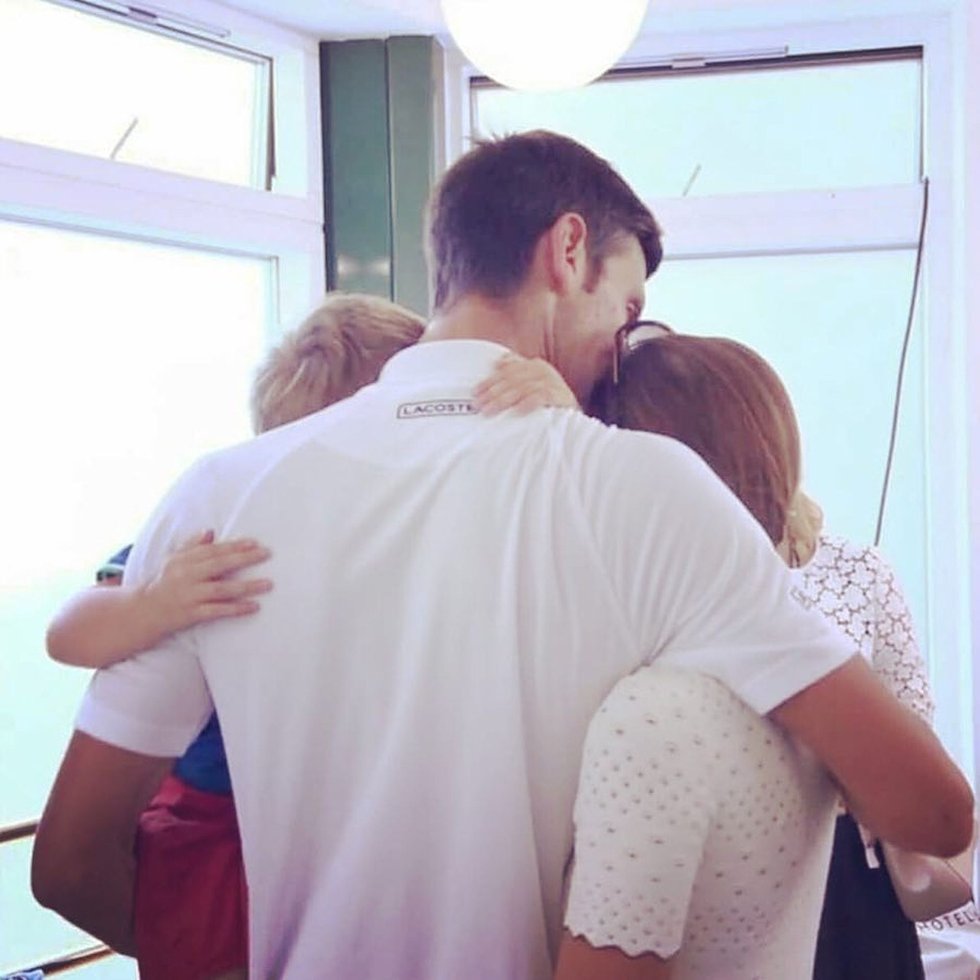 Новак Джокович и съпругата му Йелена станаха официално   мистър и мисис Джокович през 2014-а, а днес са родители на   две деца.