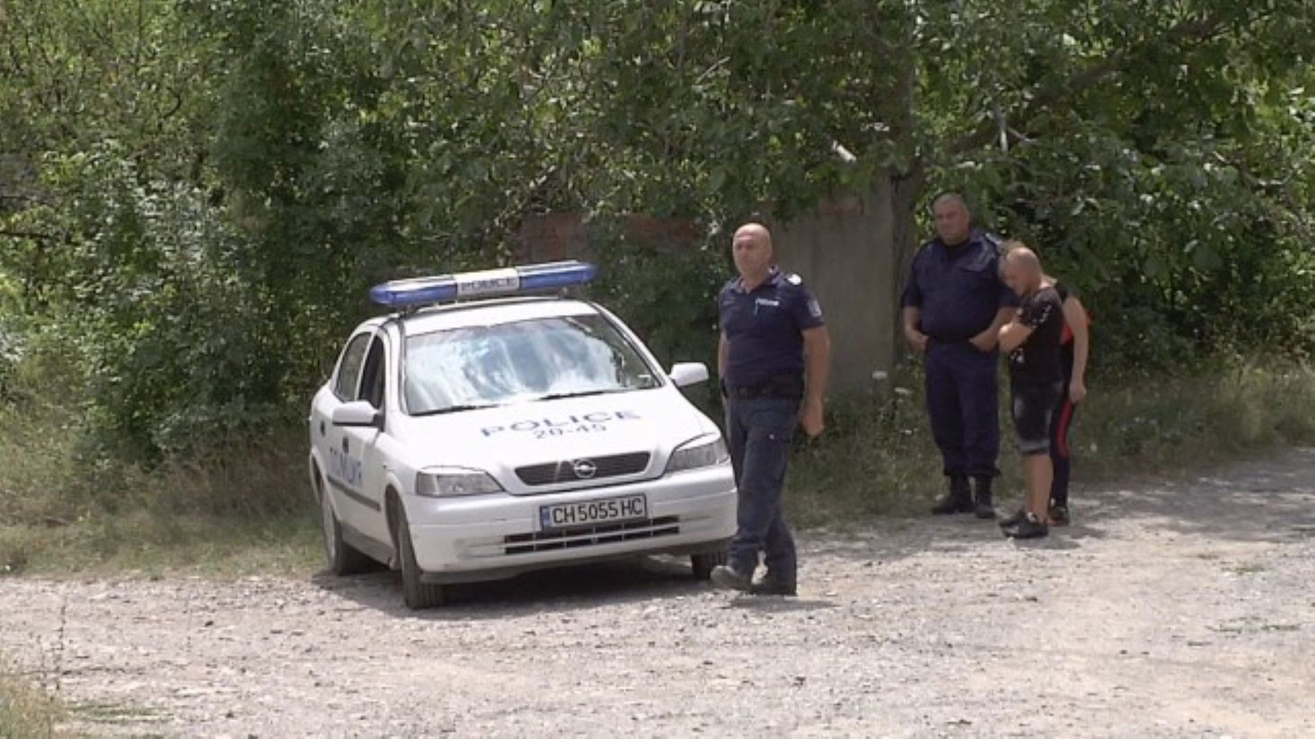 Трифонов бе прострелян в крака при задържането, след почти 24 часово преследване в планината край селото