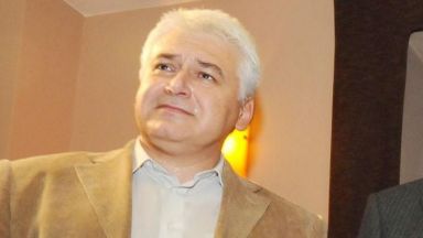 Той вижда няколко основни проблеми в гласуваните промени Дали се нарушава