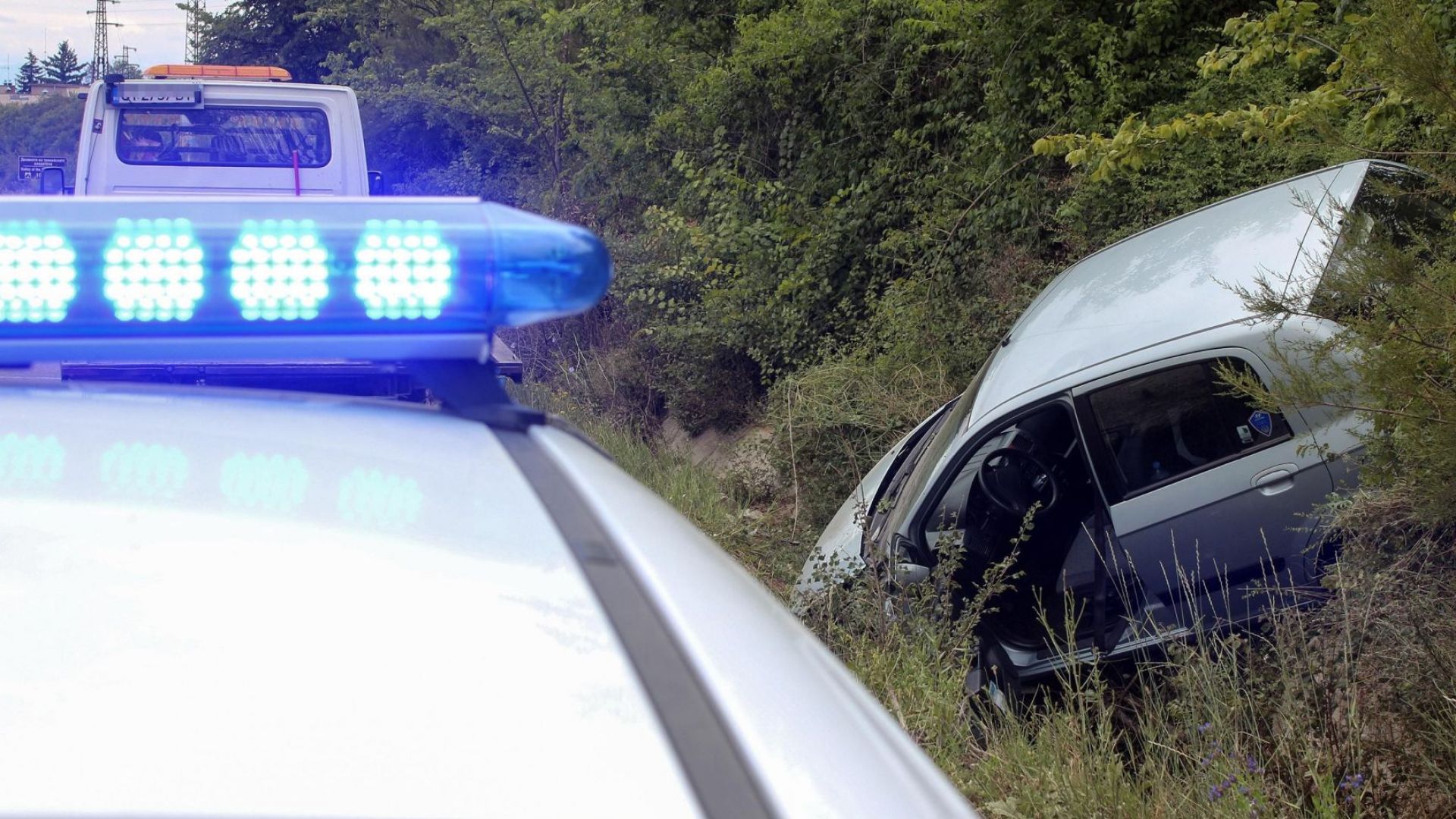 Три жени са в болница след сблъсък на три коли на Околовръстния път на Пловдив