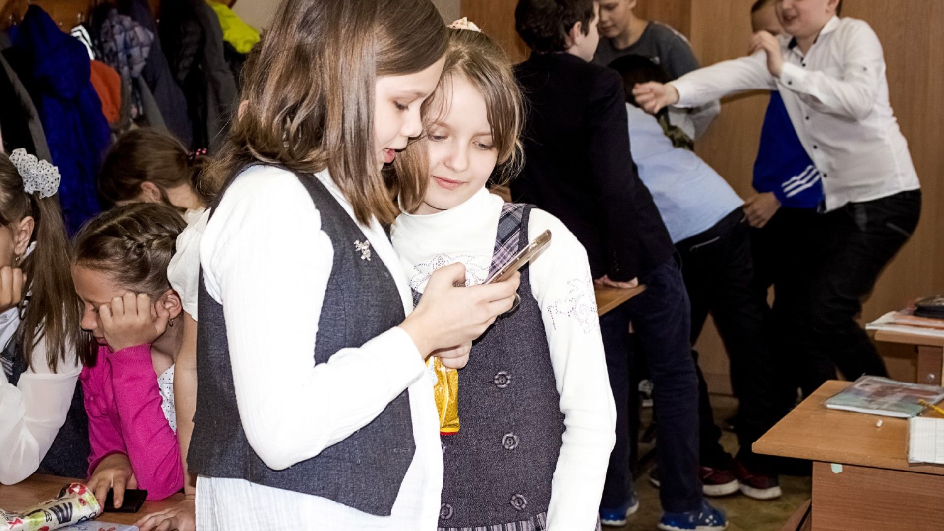 Продължават дейностите по рехабилитация на образователната инфраструктура във Варна финансирани