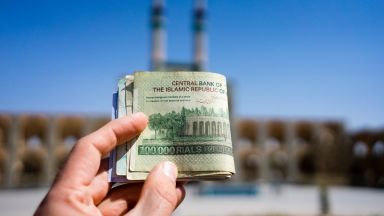 Иран влезе в тежка валутна криза