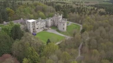 Продава се замък, в който е сниман "Игра на тронове"