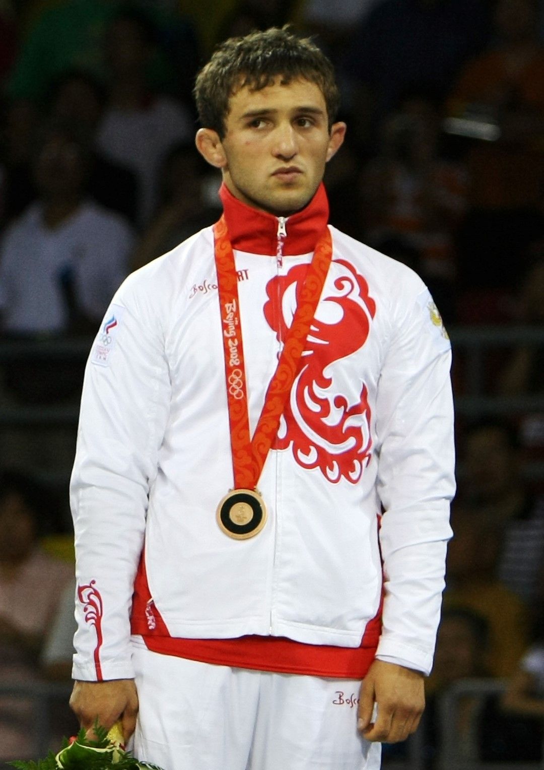 Руският борец Бесик Кудухов е четирикратен световен шампион,   европейски шампион от София, сребърен медалист от   Олимпиадата в Лондон и бронзов от тази в Пекин.