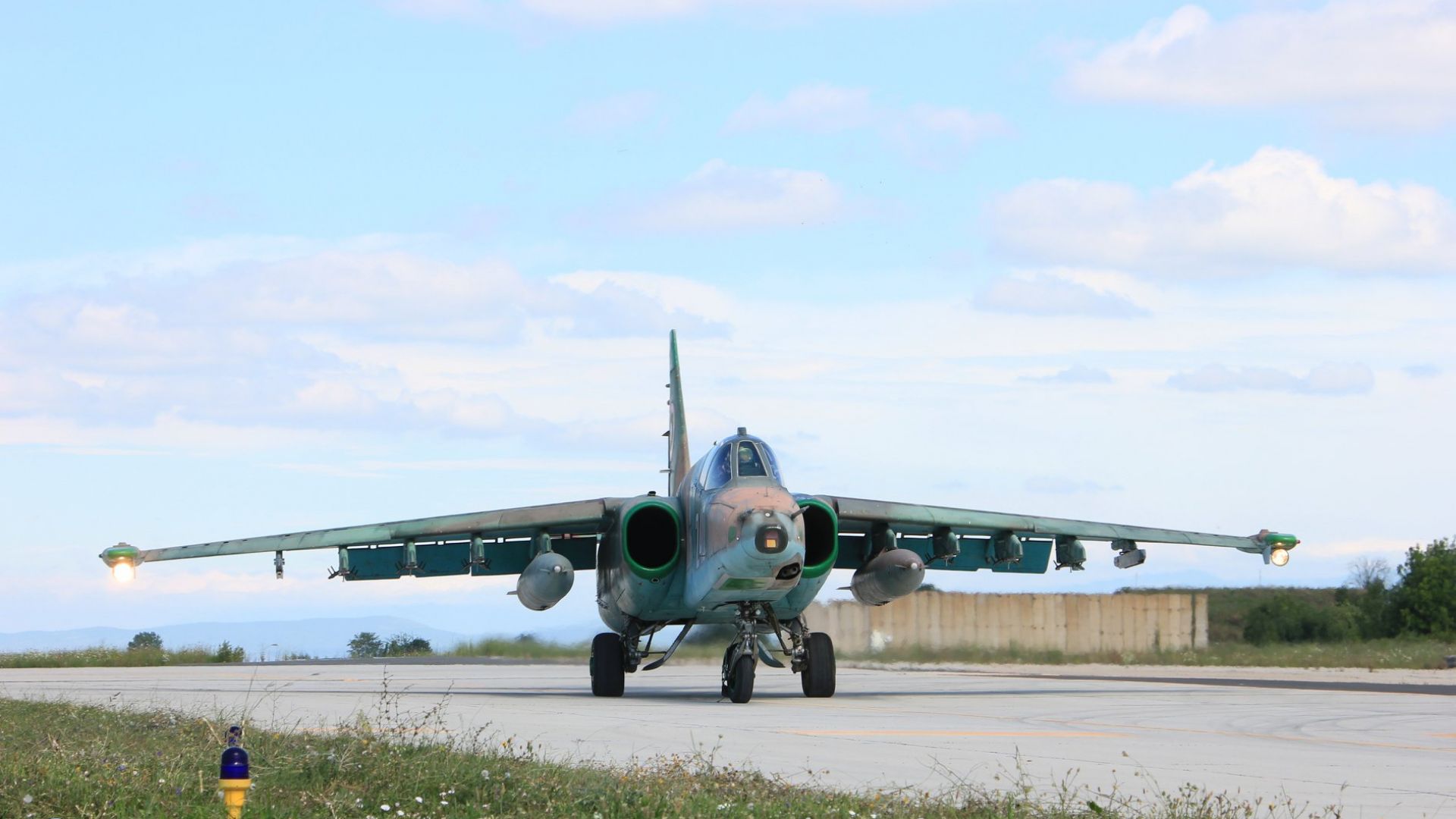 Настояваме сделката за ремонт на бойни самолети Су-25 да бъде