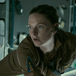 Ребека Фъргюсън подписа договор за „Мъже в черно“