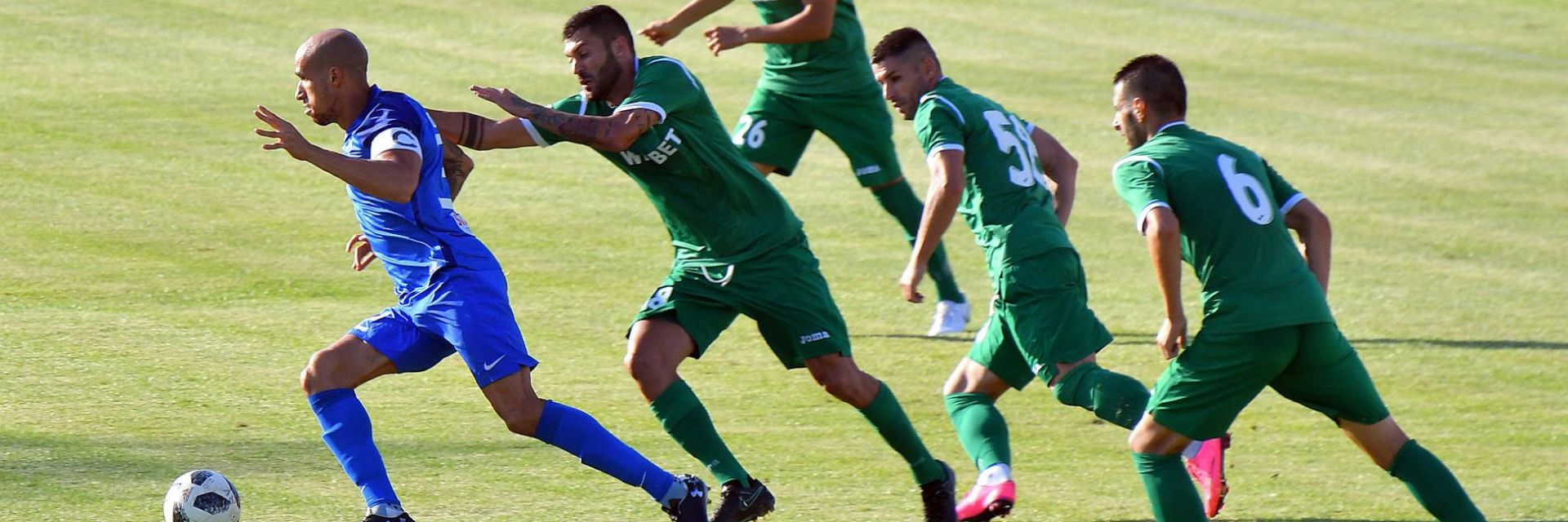 "Левски" не впечатли, но победи в дебюта на Стоянович