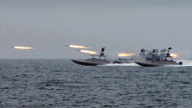 Иран потвърди за бойните кораби в Персийския залив