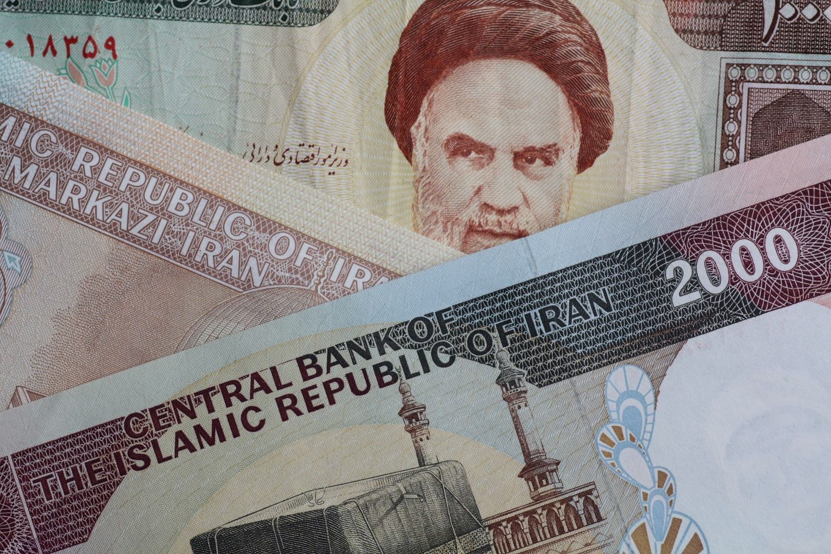 САЩ въвеждат санкции срещу Иран