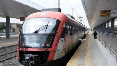 София-Пловдив за час с влак, но след 2023 година