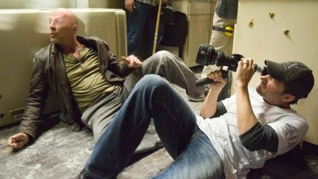 Брус Уилис ще помага в избора на актьор за "Умирaй трудно 6"