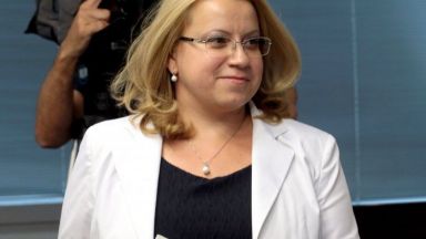 Деница Златева нарече нелепо сравненяването на Гоце Делчев с Ернесто Че Гевара