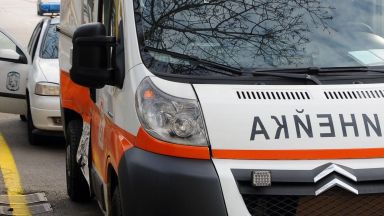 Кола блъсна пешеходка на зебра в Стара Загора