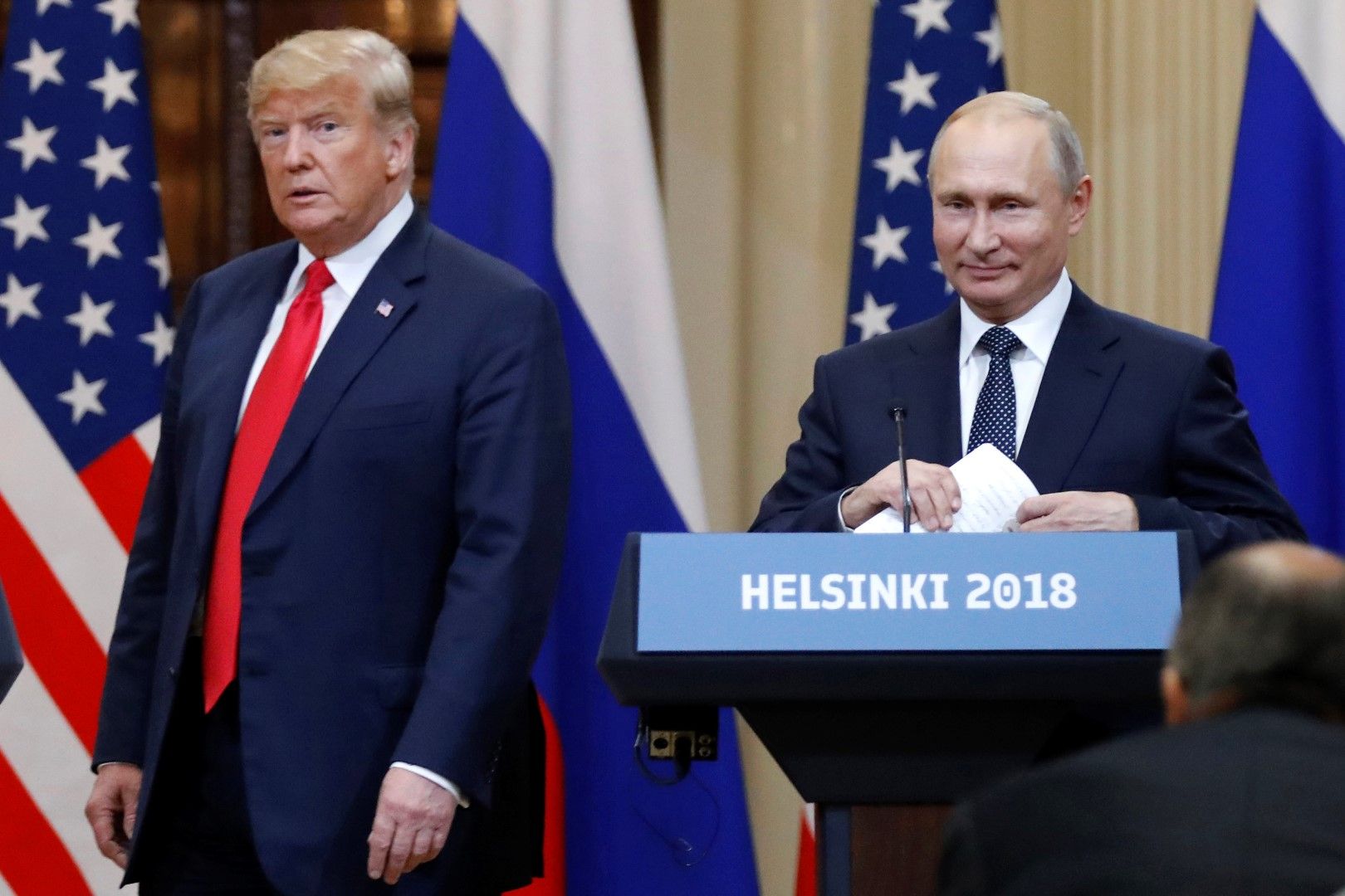 Резултатите от срещата Тръмп-Путин са сведени до нула след новите санкции, смятат руски коментатори