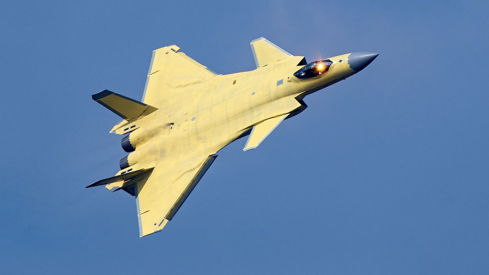 САЩ: Китайският стелт J-20 е по-добър от руския Су-57