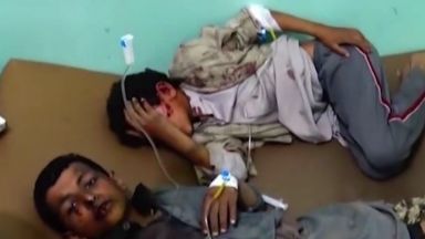 Автобусът с деца в Йемен е ударен по въздух от арабската коалиция