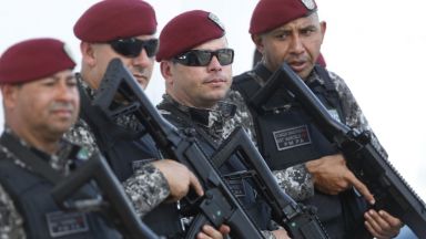 Бразилската полиция уби трима престъпници след зрелищен обир на летище