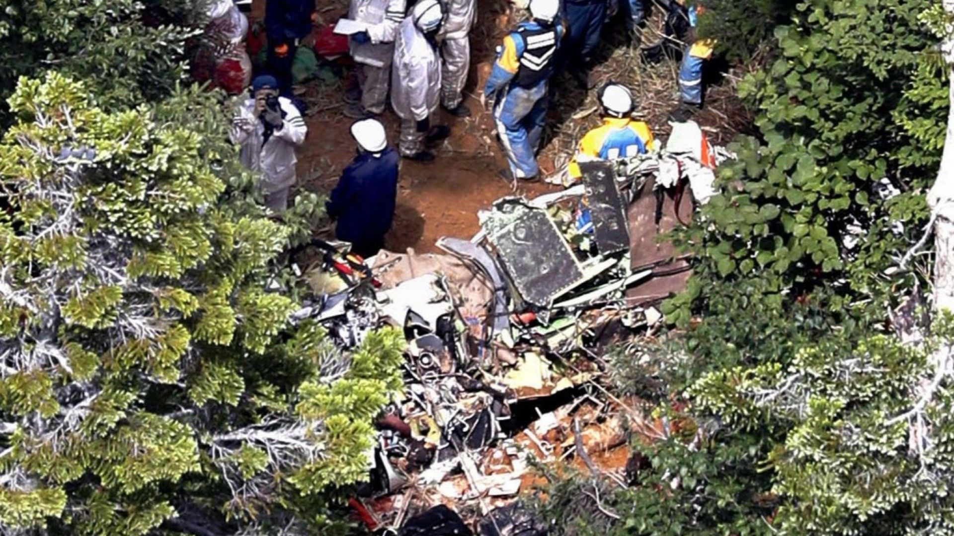 Девет души загинаха при катастрофа с хеликоптер в Япония