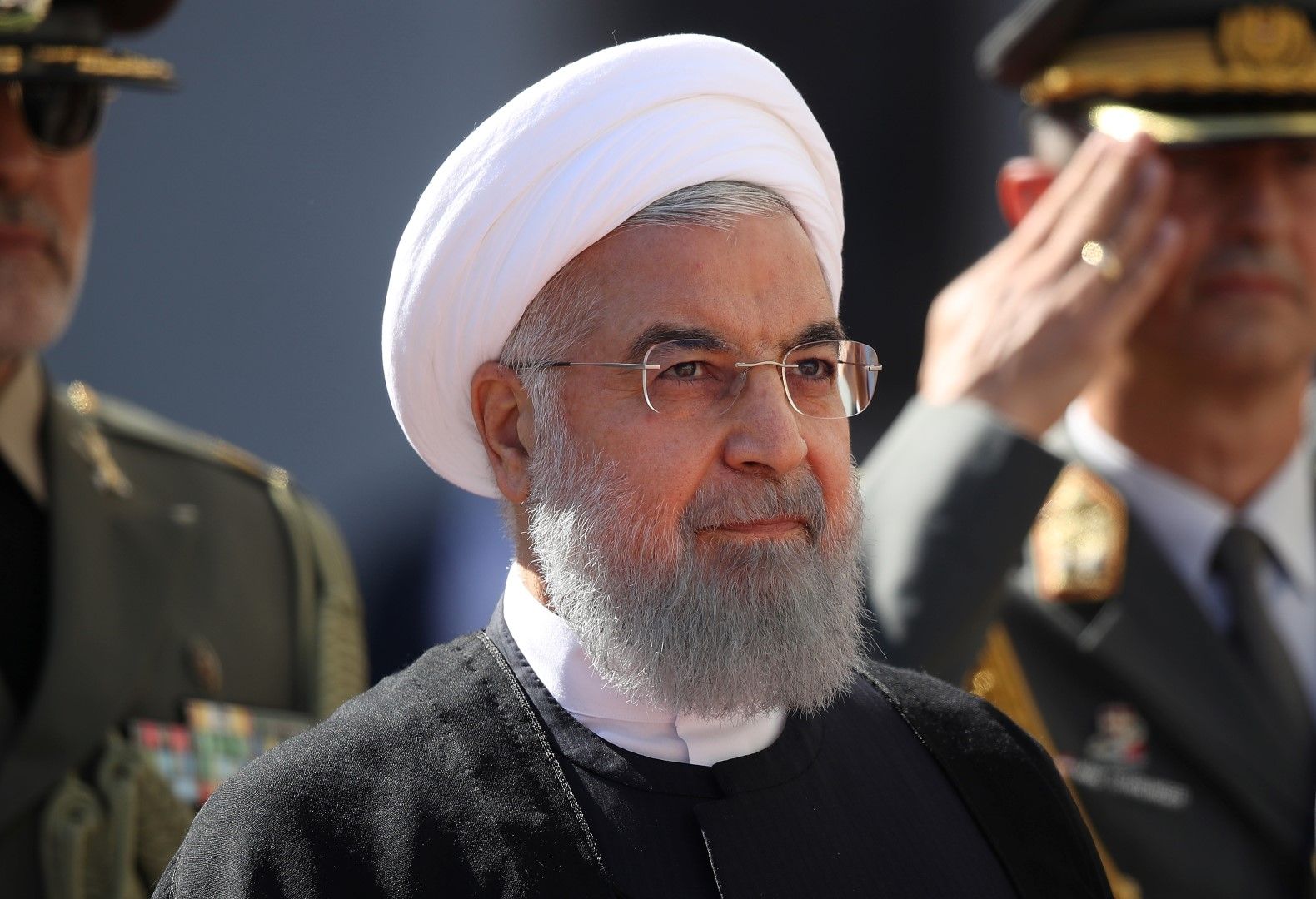 Иранският президент Хасан Рохани призова днес мюсюлманите от цял свят да се обединят срещу Съединените щати