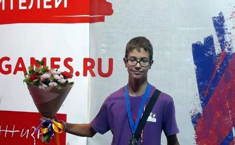  13-годишният русенец Никола-Денис Ставрев