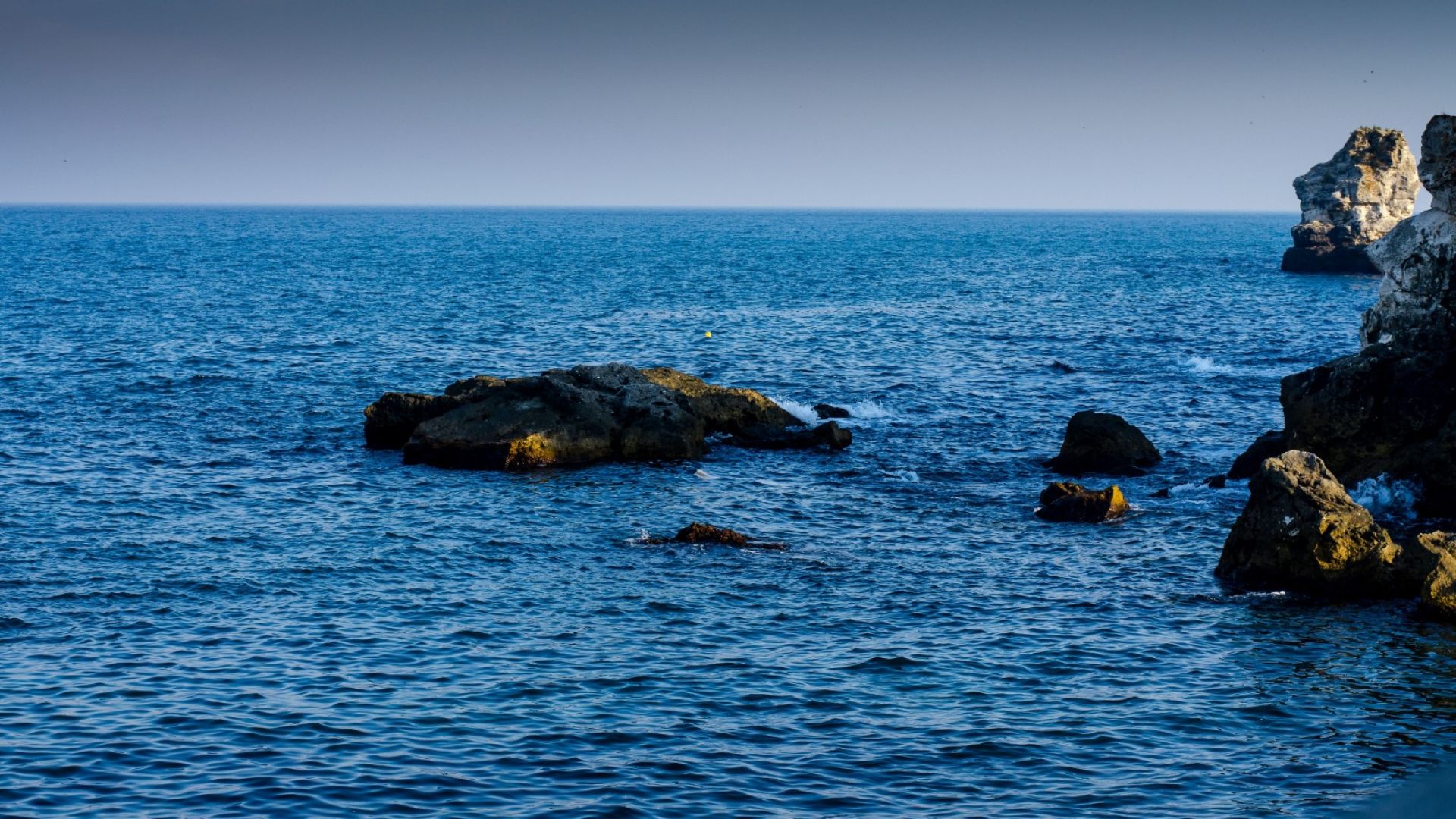 МОСВ разположи нови пунктове за следене за замърсяване на Черно море от "Каховка"