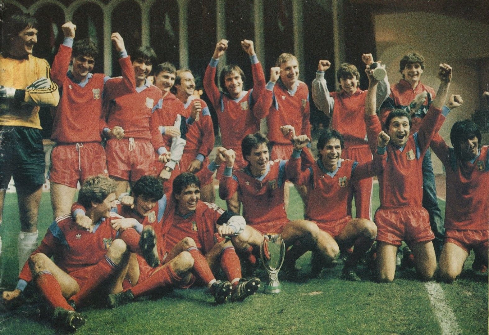1986 г. - "Стяуа" спечели Източния финал срещу "Динамо" (Киев) в първия мач за трофея, игран в Монте Карло. Хаджи вкара гола за 1:0.
