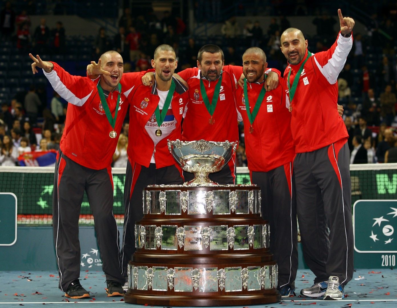 Джокович може да се похвали и с трофея на Купа "Дейвис" през 2010-а. Победена бе селекцията на Франция.
