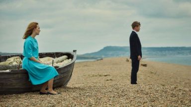 Иън Макюън открива лично CineLibri 2018 с една от най-интригуващите любовни истории, създавани по роман - "На плажа Чезъл"