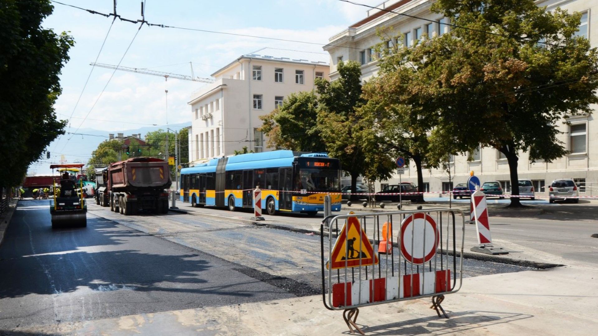 На 25 август възстановяват движението по бул. "България", продължава ремонта на бул. "Васил Левски" 