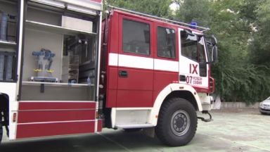 Пожарникари са спасили горящ локомотив Пловдивско а в овладяването на