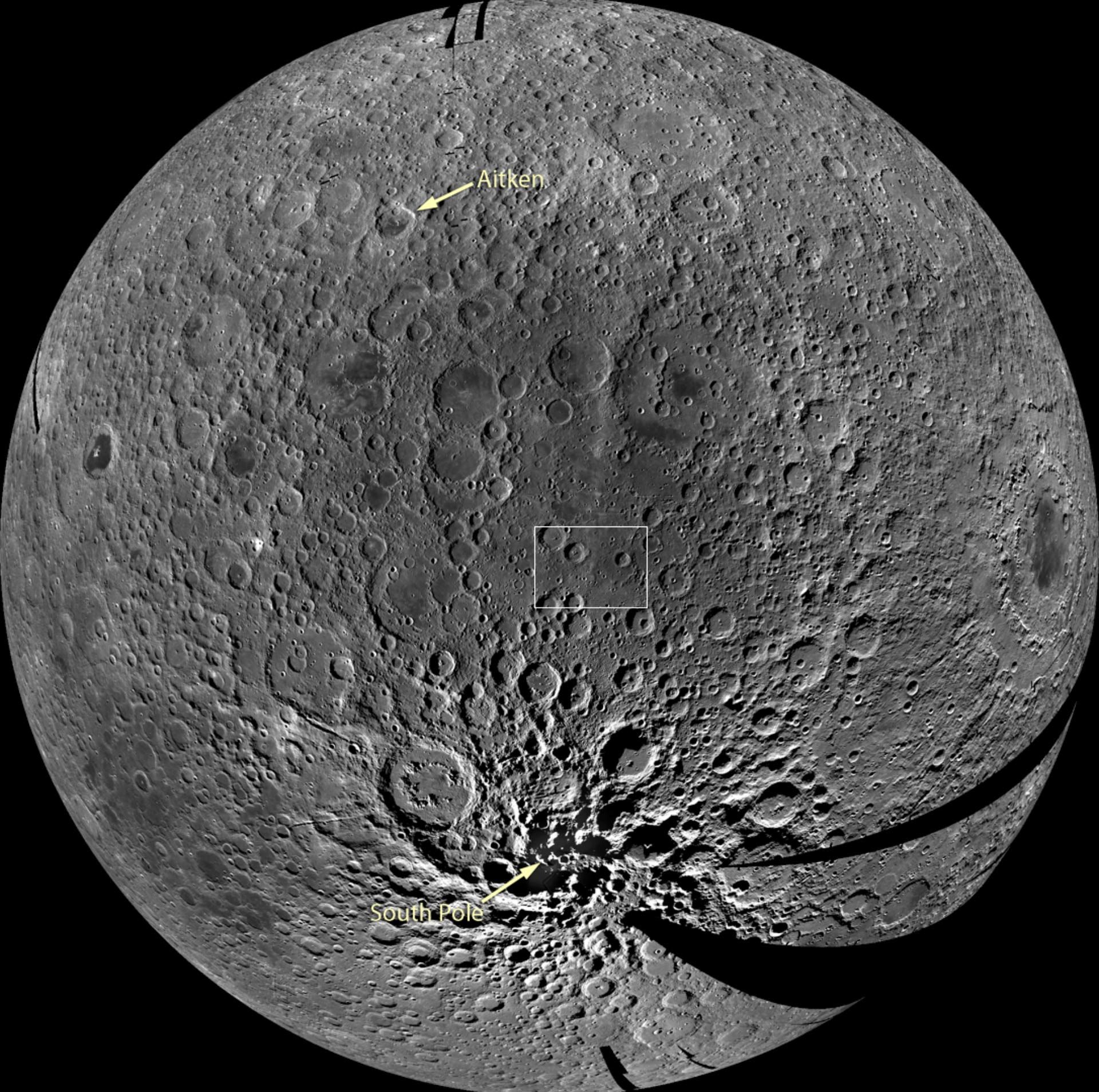 Южният полюс на Луната
