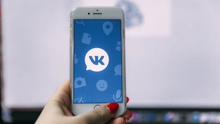 ЕС удря руската социална мрежа ВКонтакте с огромна глоба