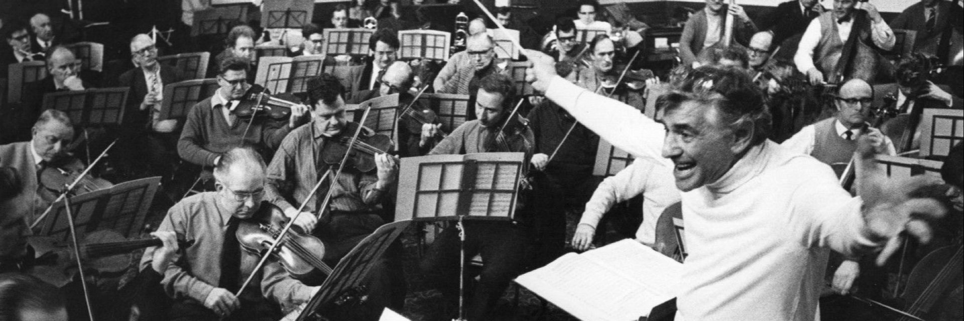 Легендарният Ленард Бърнстейн навършва 100 години