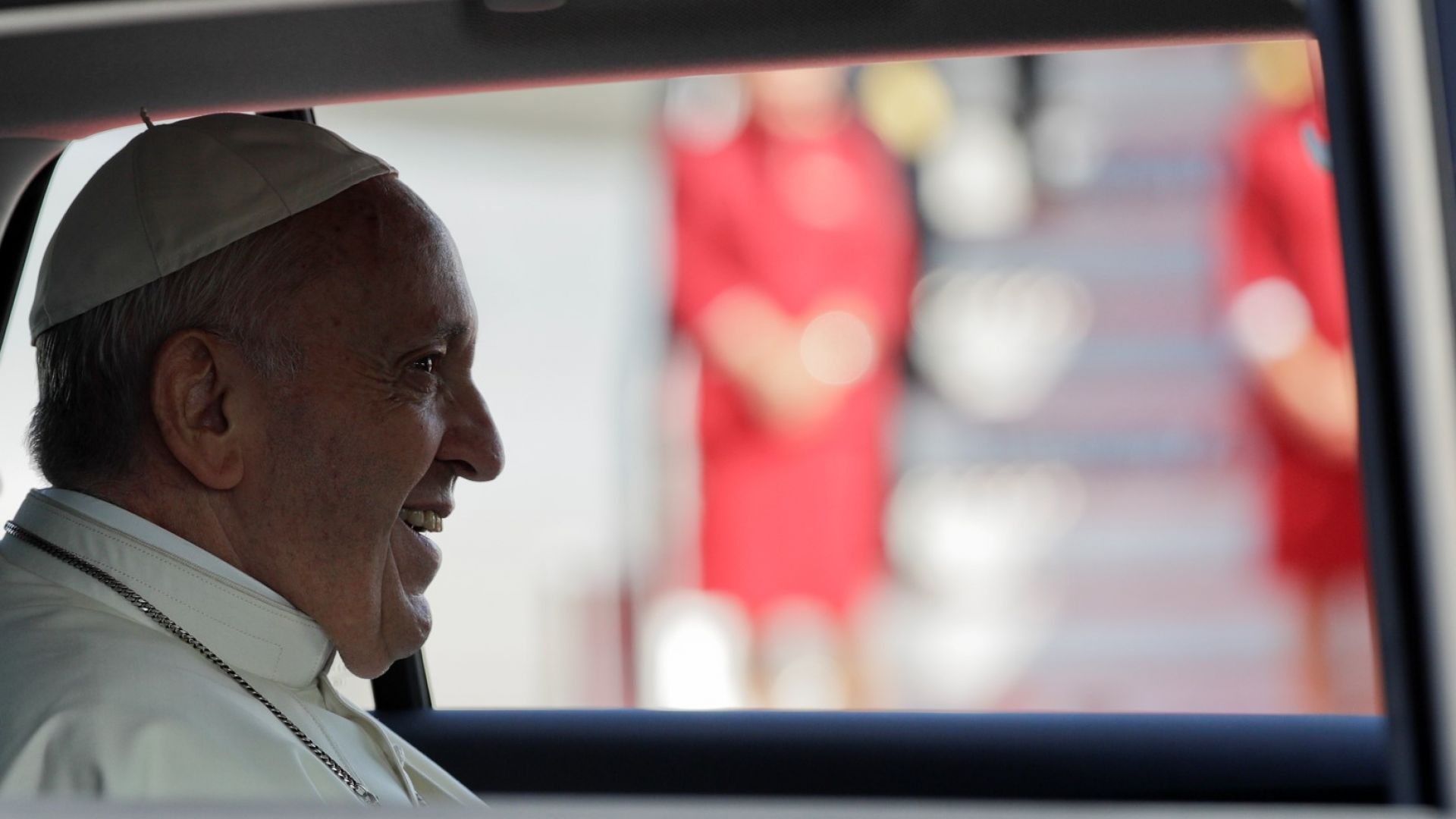 Папа Франциск призова днес хората по света да положат усилия