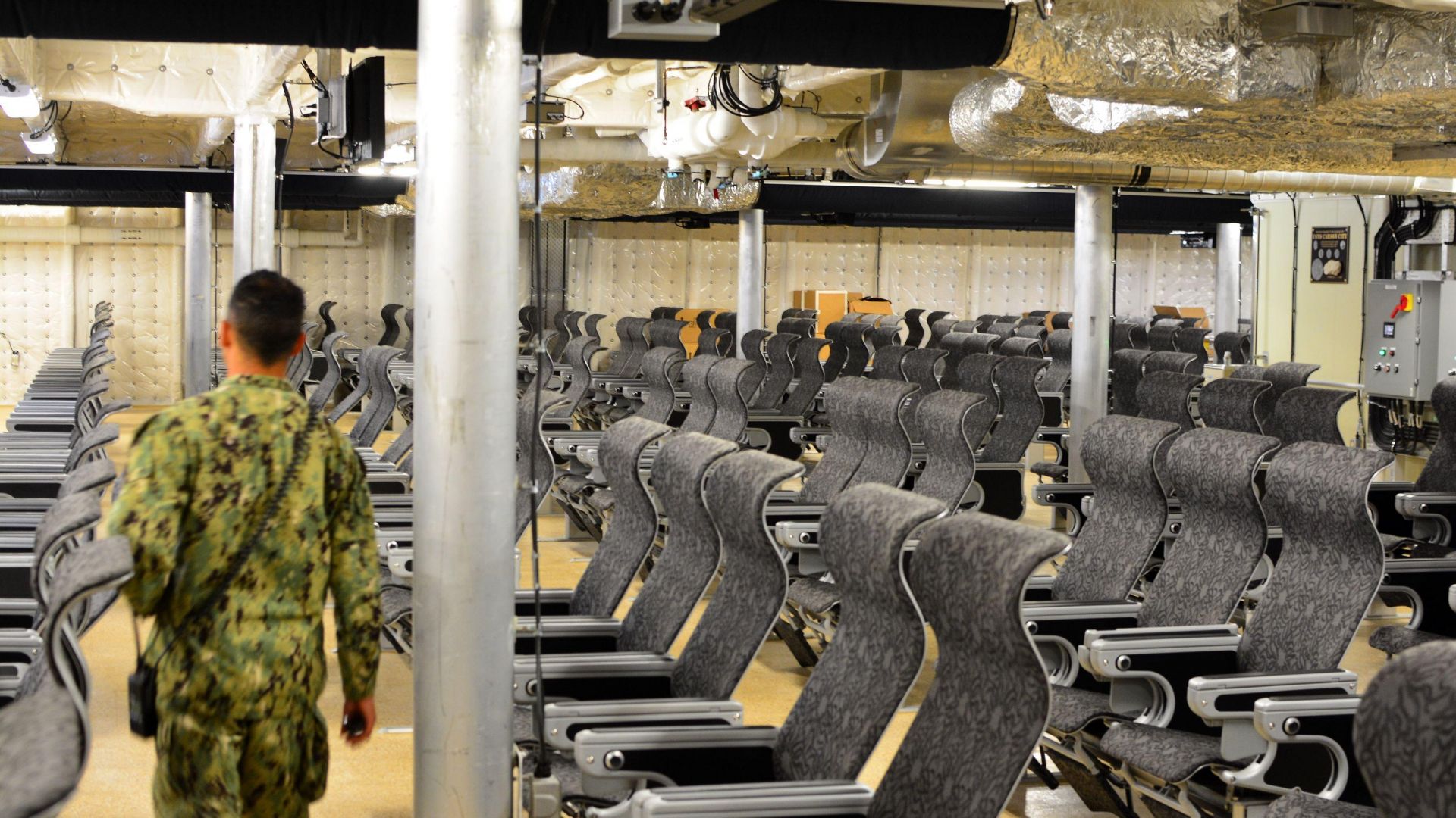 Военнослужещ от американския флот се призна за виновен по две