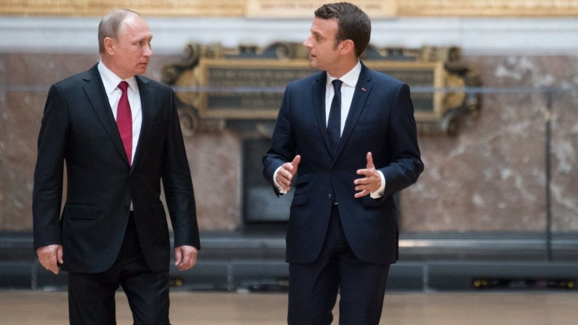 Макрон покани Путин във Франция по случай 100 г. от края на войната