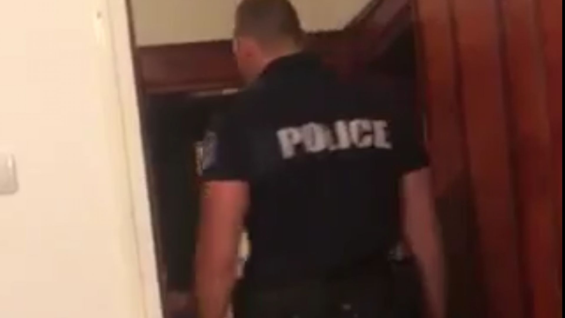 Дисциплинарно наказание получи полицаят от скандалния видеоклип, който разбуни духовете
