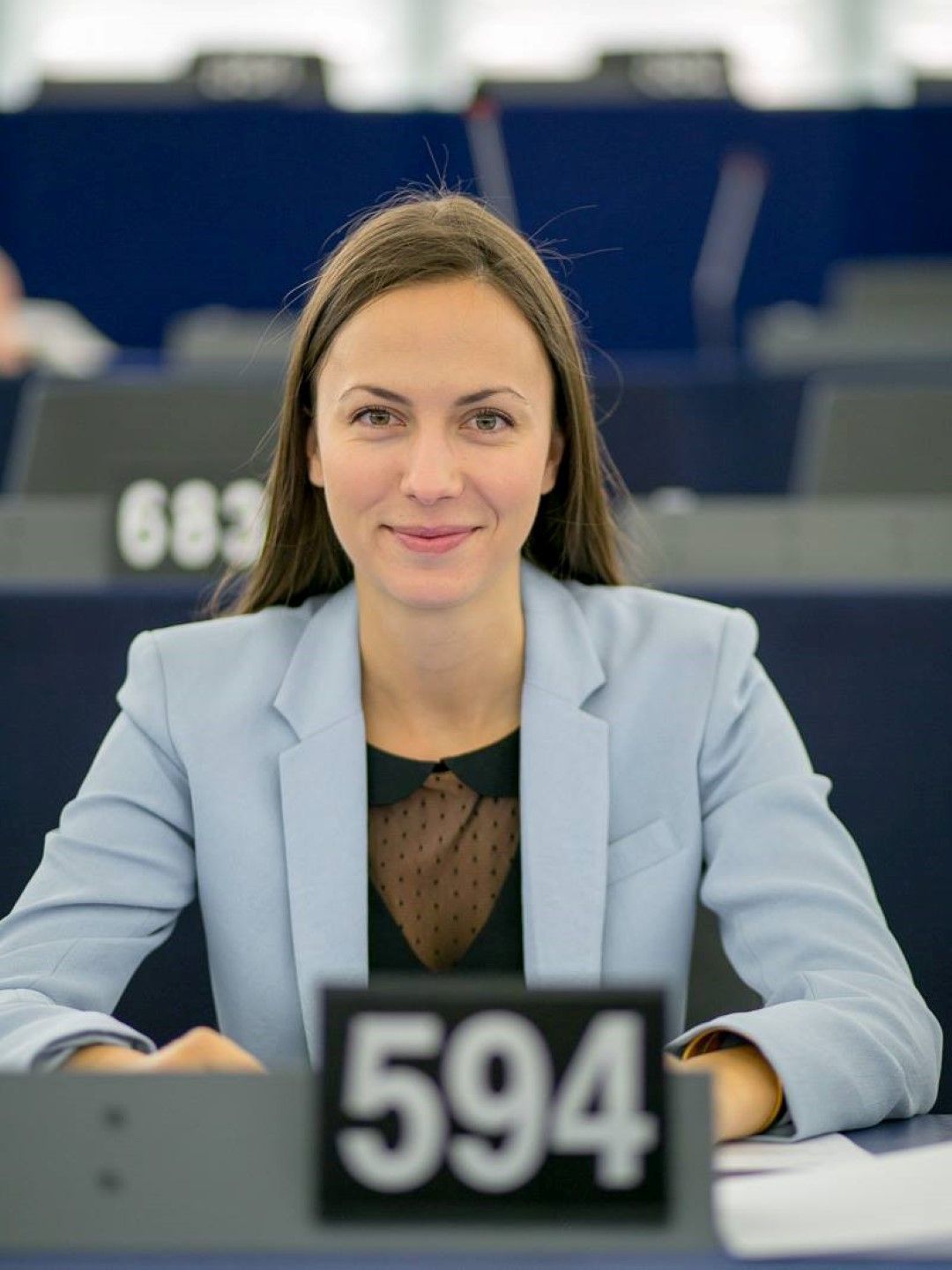 Докладът е внесен от евродепутата Ева Майдел
