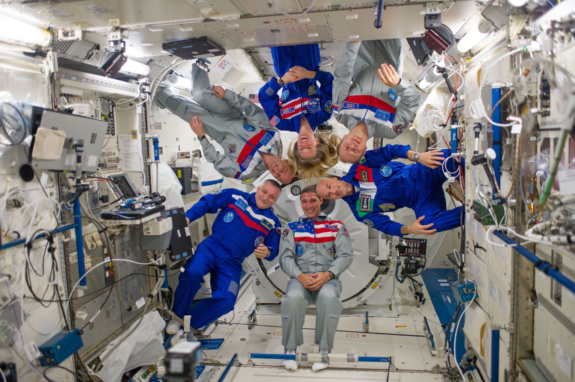 Астронавти на МКС в своодното им време