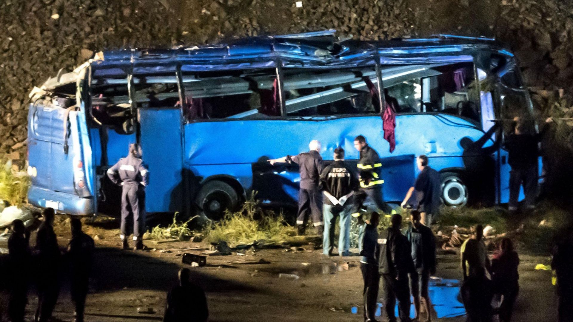 Днес прокуратурата взема проби от асфалта в опасния участък край