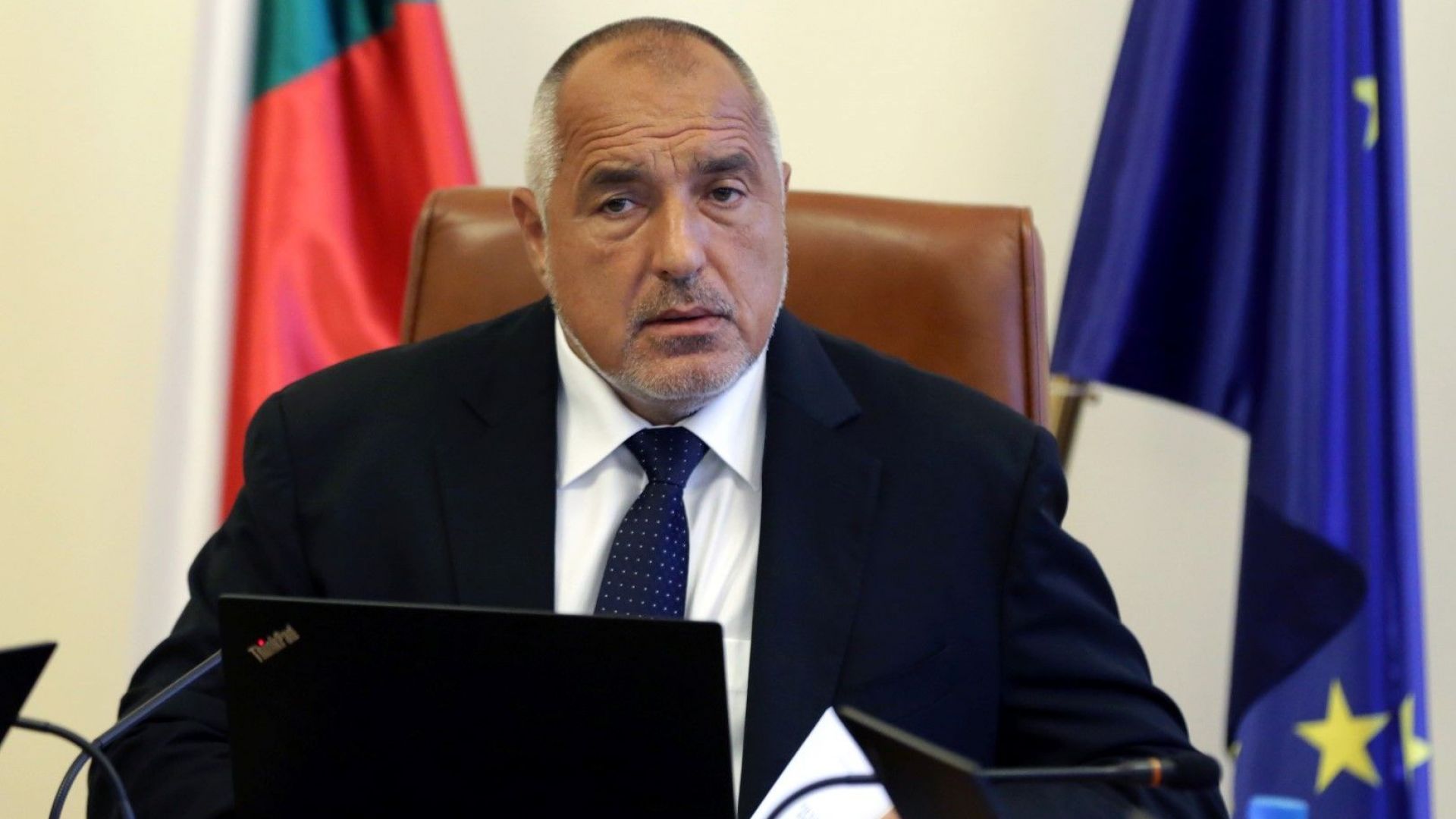 Трима министри отговорни за катастрофата край Своге при която загинаха