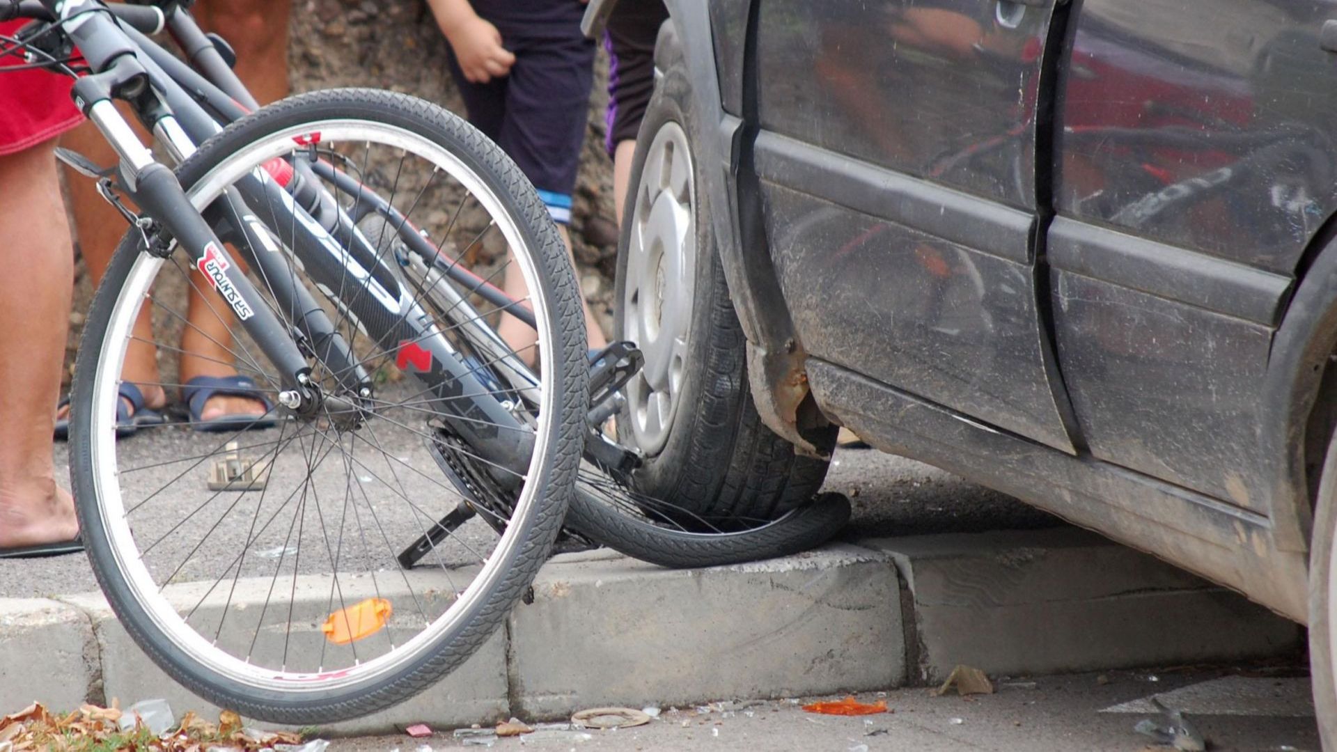 Пиян водач на автомобил предизвика пътен инцидент при който почина